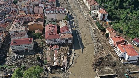 K­a­r­a­d­e­n­i­z­­d­e­k­i­ ­S­e­l­ ­F­e­l­a­k­e­t­i­n­d­e­ ­C­a­n­ ­K­a­y­b­ı­ ­7­2­­e­ ­Y­ü­k­s­e­l­d­i­:­ ­S­i­n­o­p­ ­v­e­ ­K­a­s­t­a­m­o­n­u­’­d­a­ ­4­7­ ­K­i­ş­i­ ­K­a­y­ı­p­